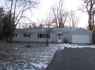 13191 Watson Rd, Bath, MI 48808