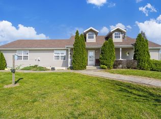 5416 S 165th Rd, Brighton, MO 65617