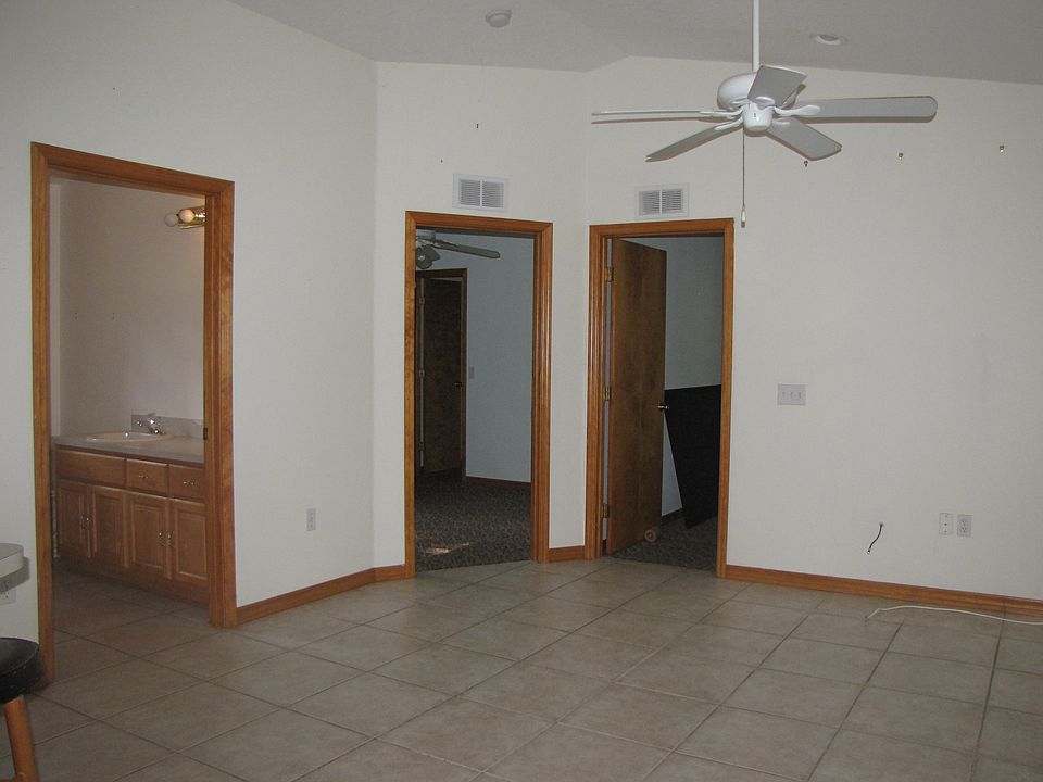 huge main room 2 bedrms/bath