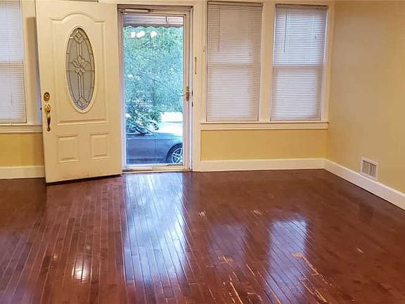 2nd image of 9233 246th St