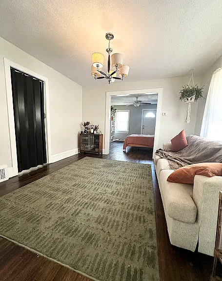 4309 Apple Ave #UP — Photo 11