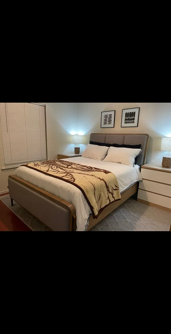 2 bed, 1.5 bath, 780 sqft, $1,400 — Photo 1