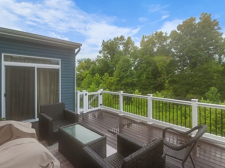 3348 Burton Dr — Photo 21