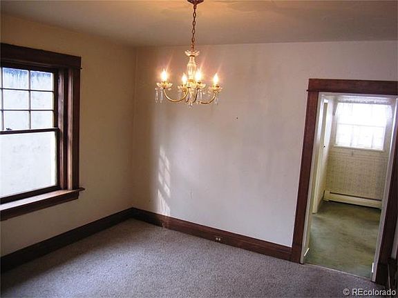 3rd image of 4705 E 6th Avenue Pkwy