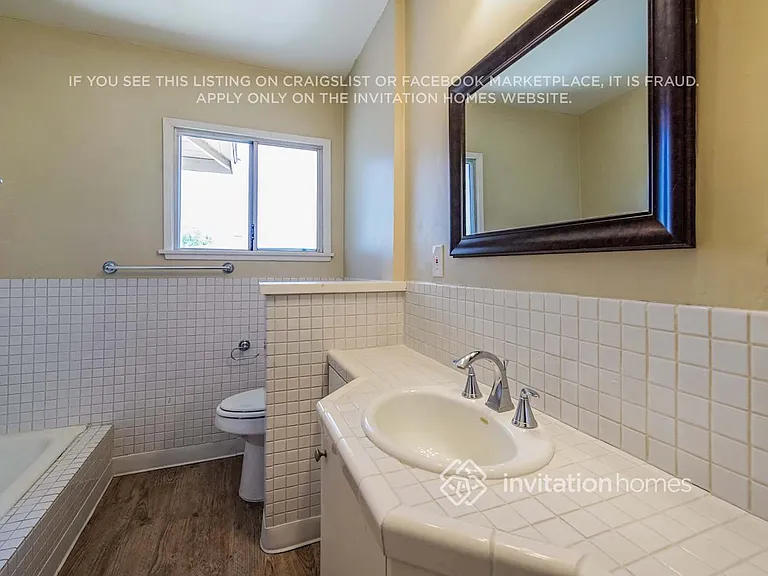 19520 Haynes St — Photo 11