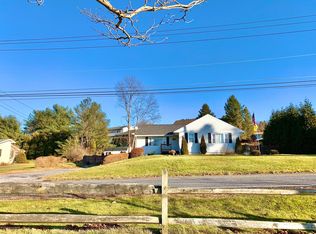 914 N Abington Rd, Clarks Summit, PA 18411