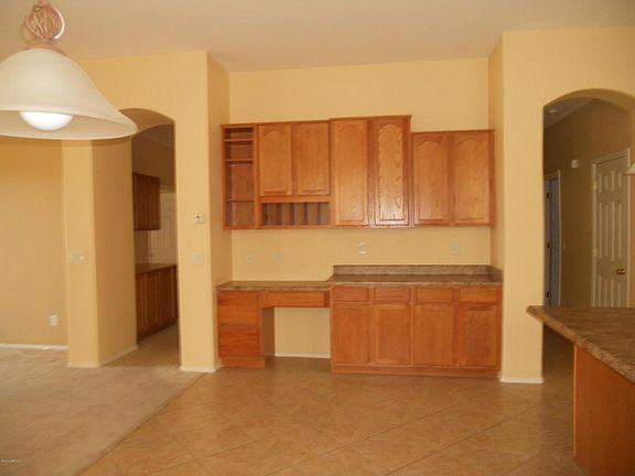 4th image of 8370 W Myrtle Ave
