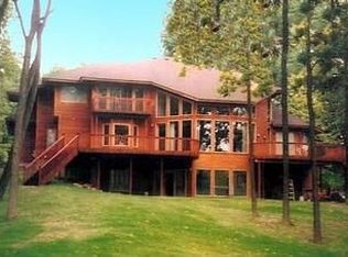 1454 S Hadley Rd, Ortonville, MI 48462