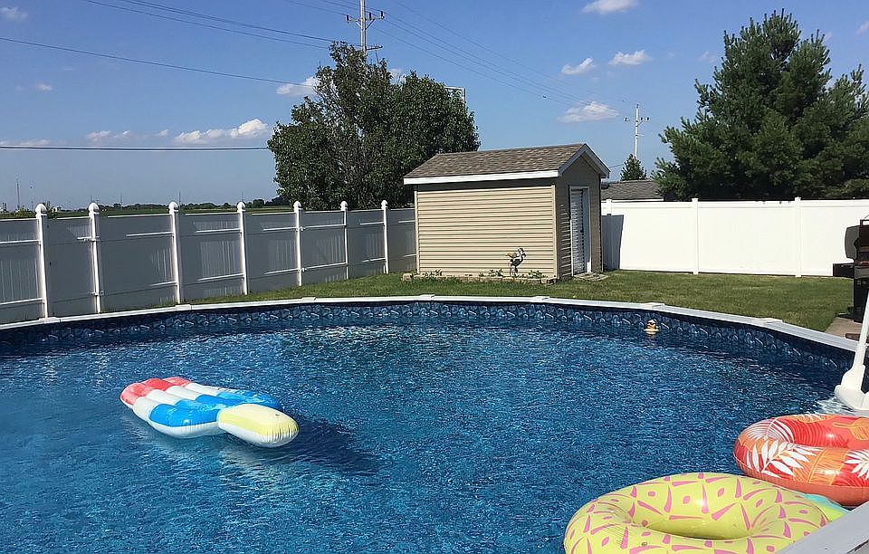 2nd image of 15504 W Ridgefield Dr