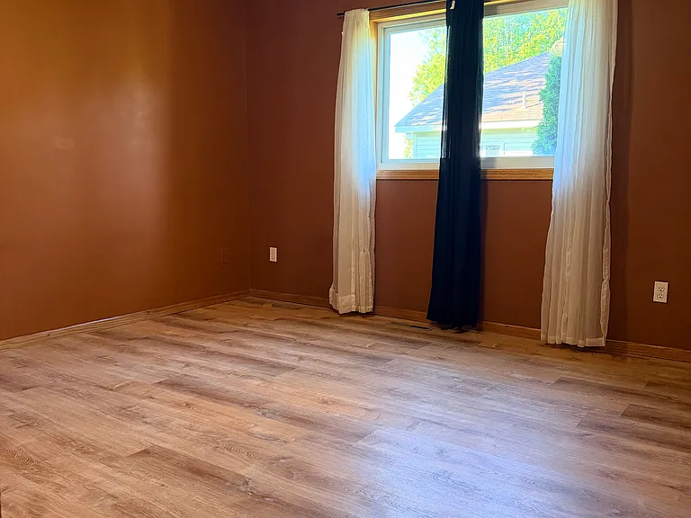 5785 Yucca Ln N — Photo 6