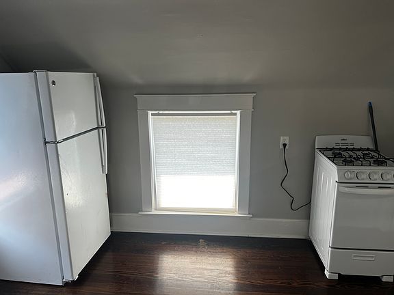 3rd image of 4313 Rainbow Blvd #2