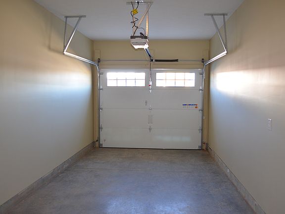 3rd image of 110 Winery Ct APT 3