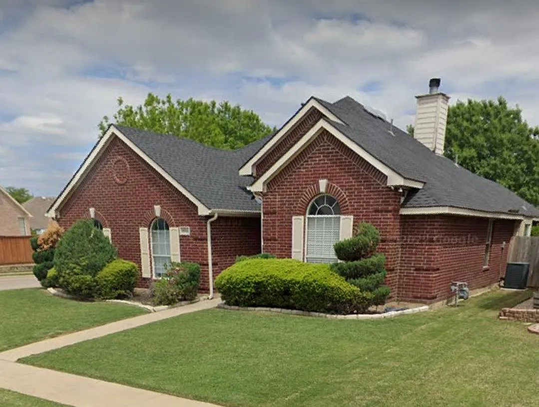 8024 Paloverde Dr — Photo 1