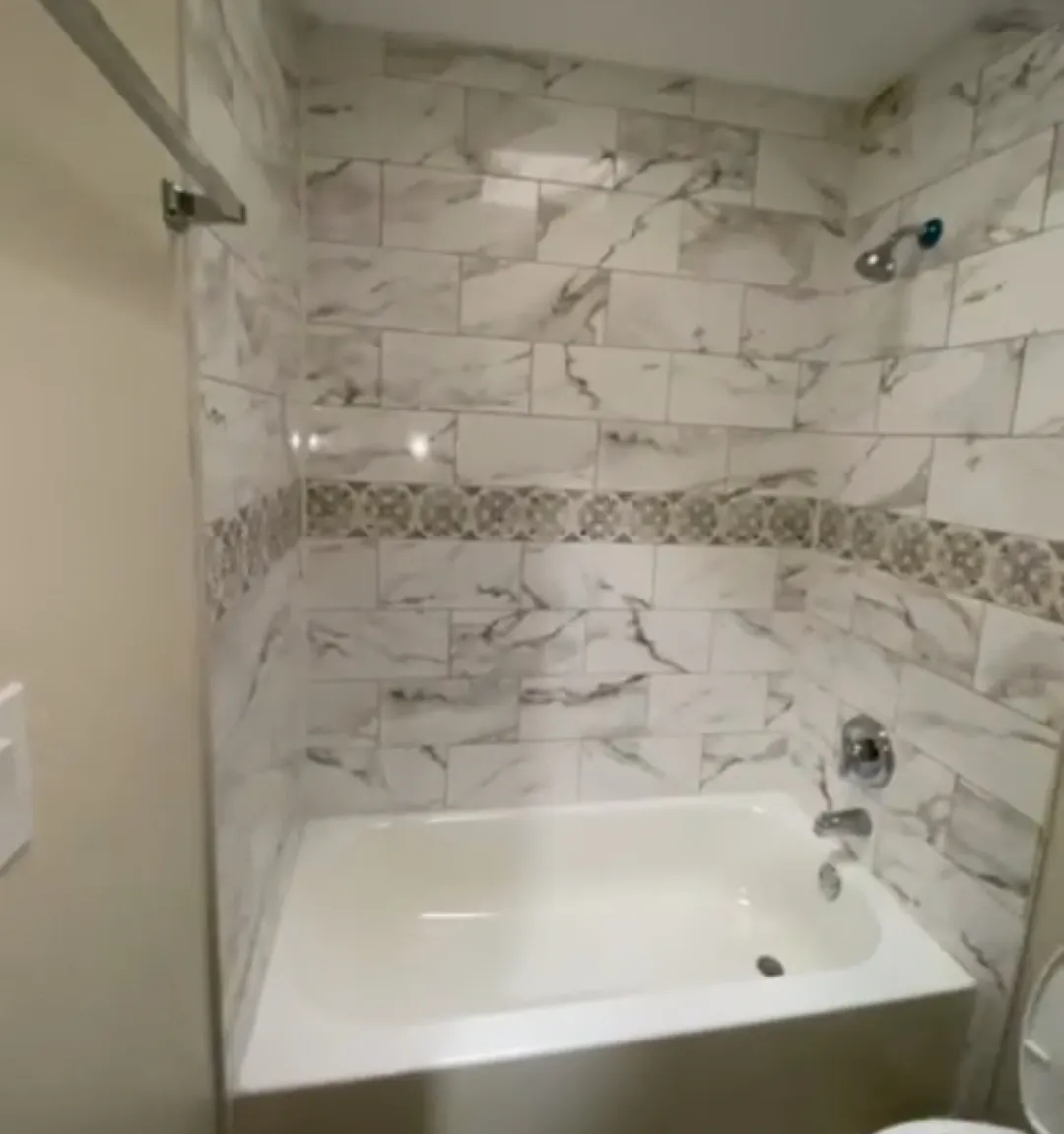 3 bed, 1717 sqft, $1,700 — Photo 2