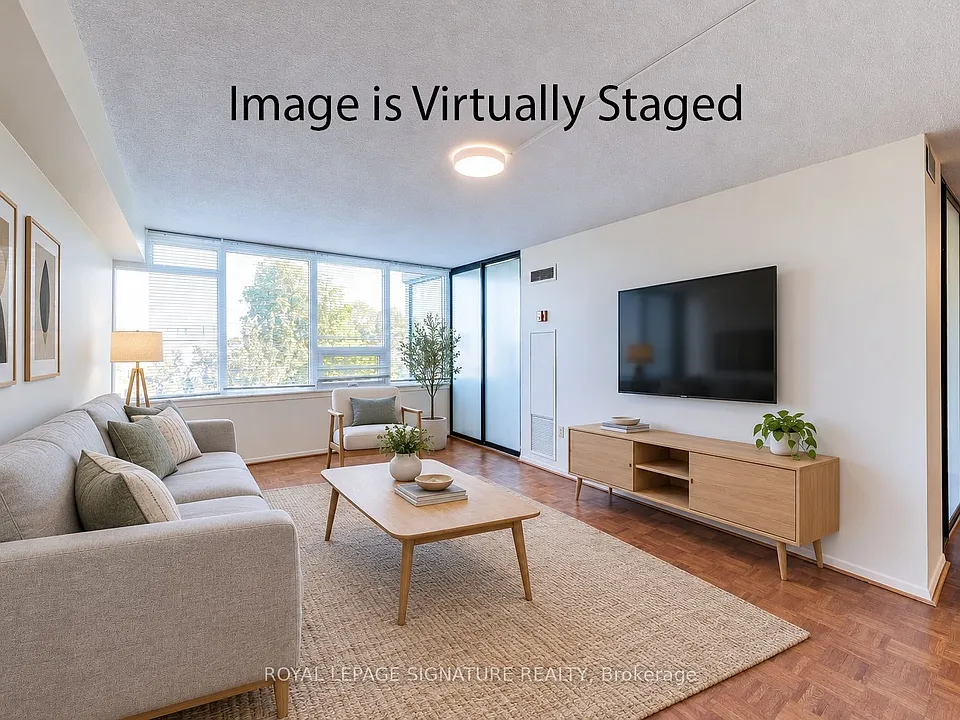 55 Skymark Dr #208