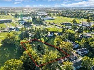 216 E Jefferson St, Elkhorn, WI 53121