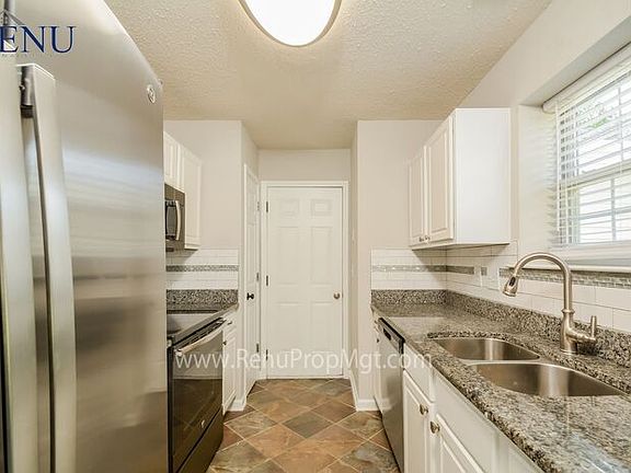 4th image of 108 Willowbrook Dr