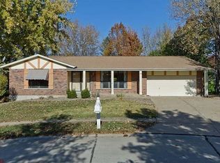 15 Les Cherbourg Ct, Florissant, MO