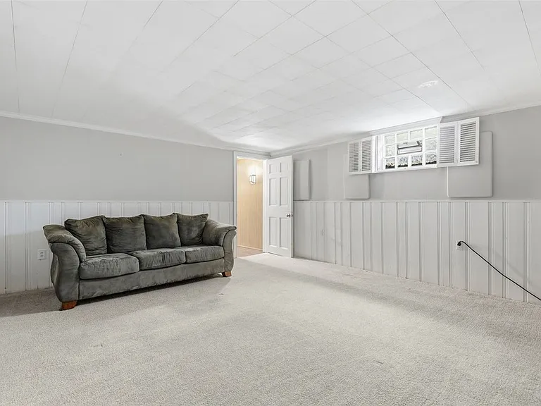 1013 El Rancho Dr — Photo 11