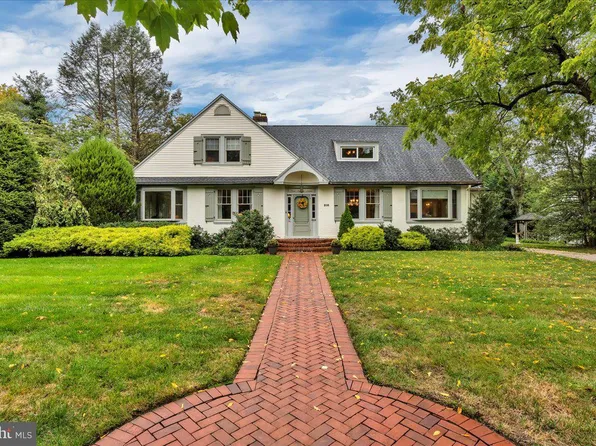 316 Chews Landing Rd, Haddonfield, NJ 08033