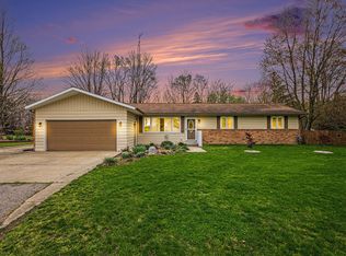 2673 Amy Ct, Coloma, MI 49038