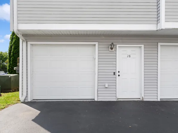 28 Harbor View Lane #28, Norwich, CT 06360