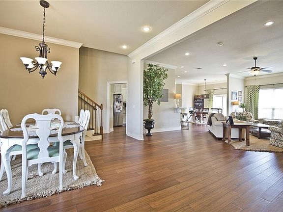 4th image of 4369 E Oakmont Dr