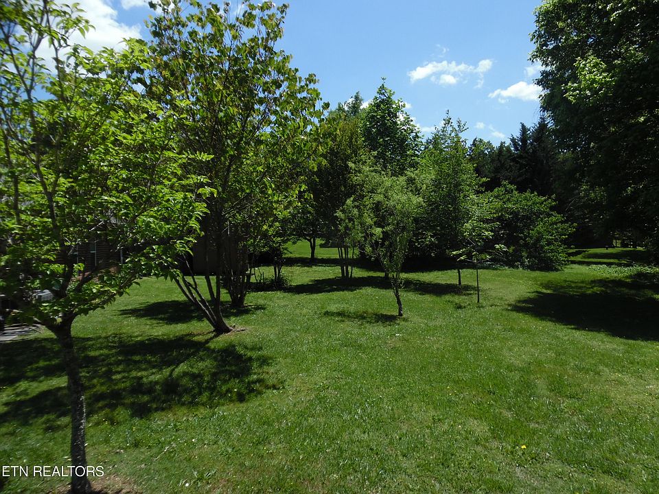 2nd image of 7117 Wrens Creek Ln