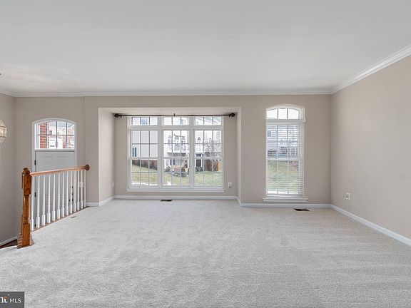 4th image of 6205 Toledo Pl