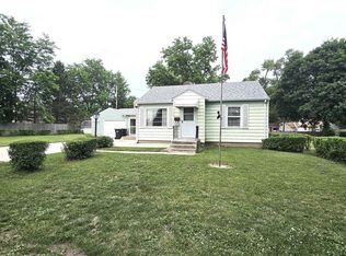 1934 Crane Ave, Beloit, WI 53511