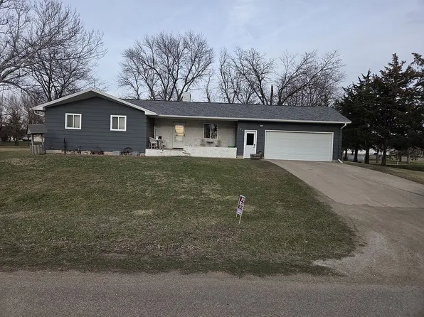 104 2nd Ave, Tulare, SD 57476