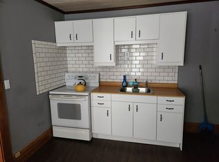 132 W 12th Ave #A, Oshkosh, WI 54902