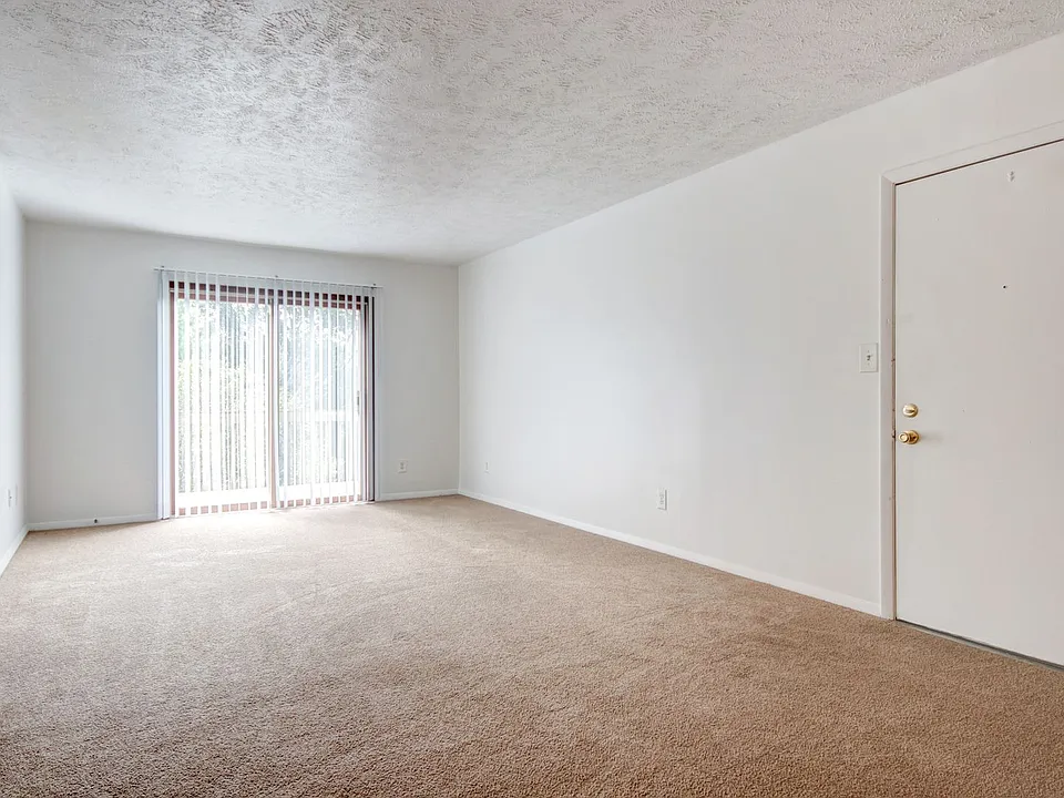 Highland Hills Apartments