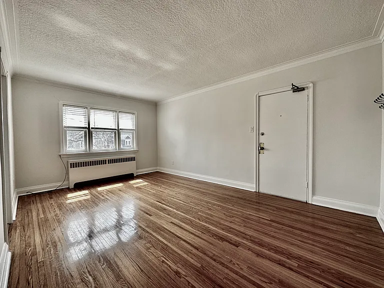 5-41 Arcadian Cir #5 — Photo 2