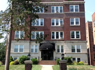 14 Forest St APT 402, Montclair, NJ 07042