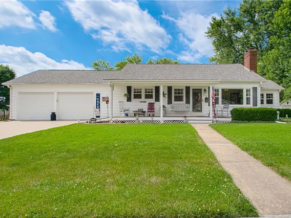 328 E 4th St, Lawson, MO 64062