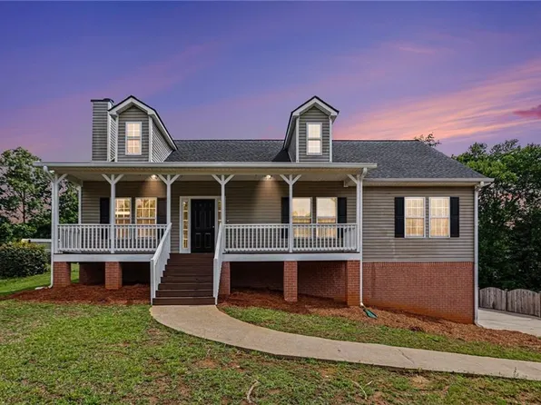 227 Starlyn Dr, Hiram, GA 30141