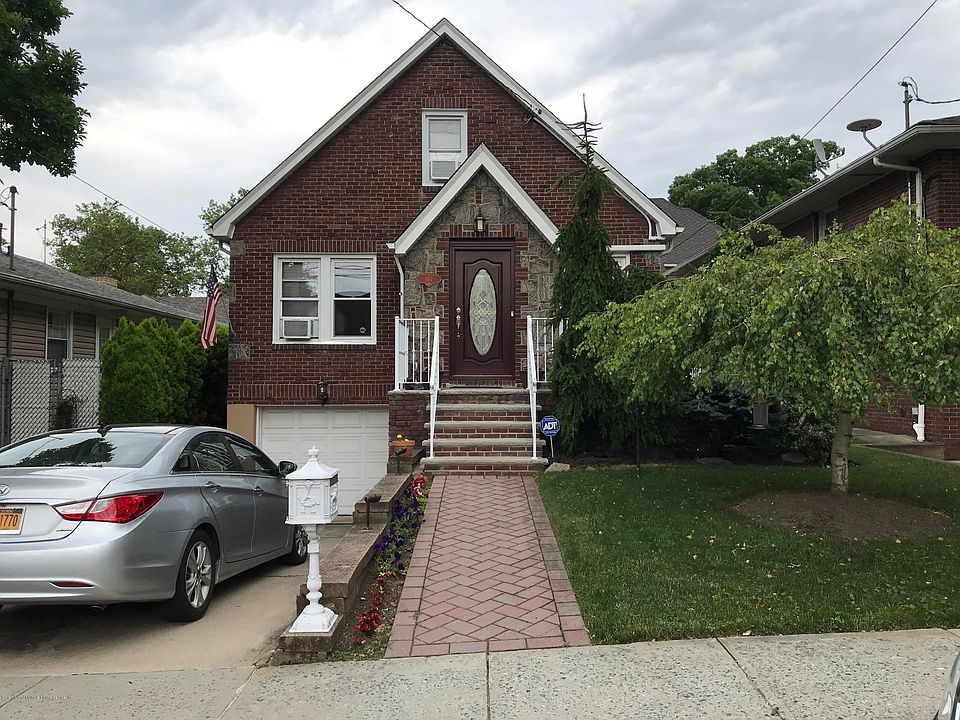 1st image of 687 Davis Ave