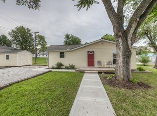 200 E Main St, Freeman, MO 64746