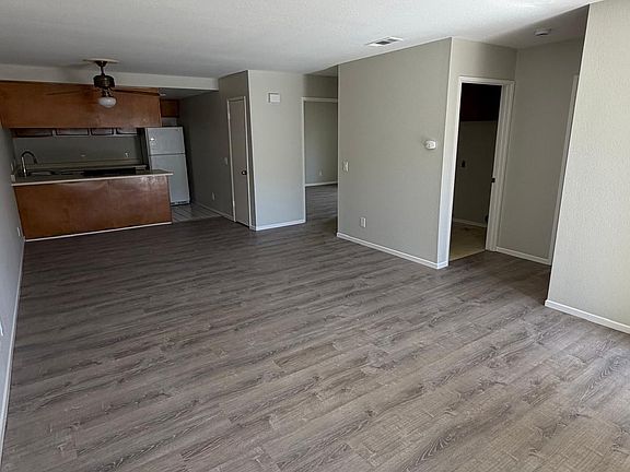 3rd image of 34901 Marcia Rd APT 3