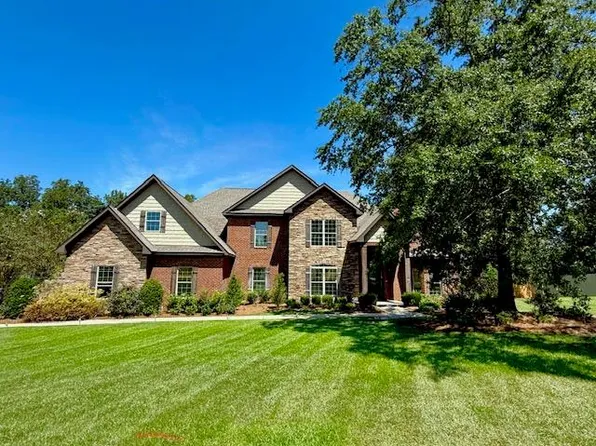 108 Ayreswood Dr, Dothan, AL 36303