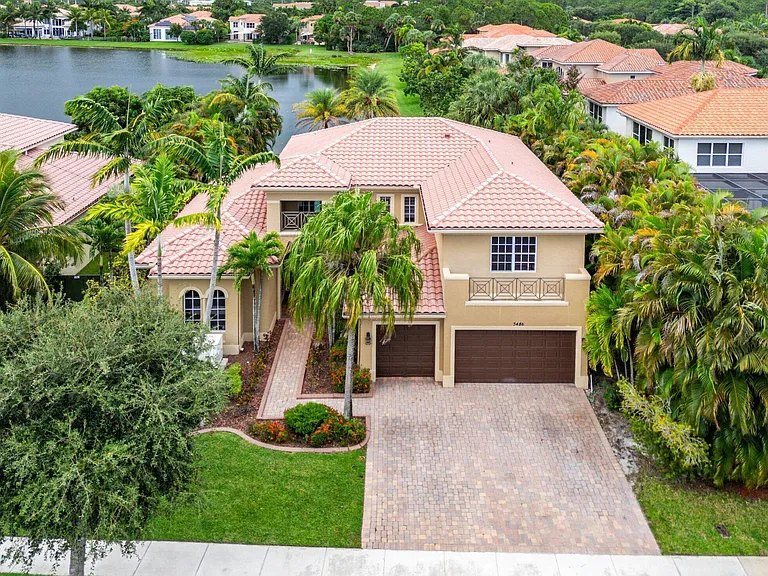 3486 Lago De Talavera — Photo 46