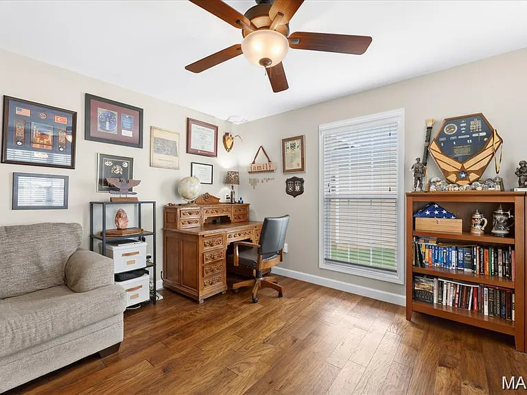 601 Monarch Dr — Photo 6