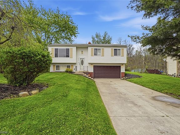 3rd image of 6638 Deer Ct