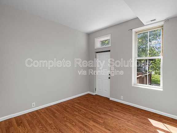 5th image of 3021 Iowa Ave #2F