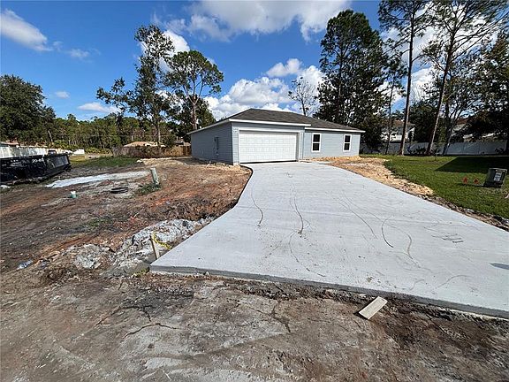 3rd image of 1114 Camden Way