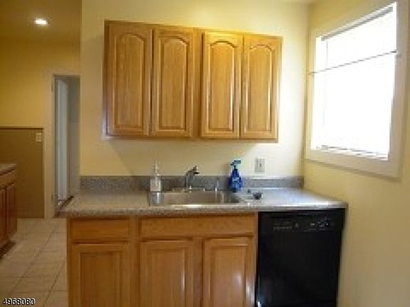 4th image of 29 Brookfield Rd