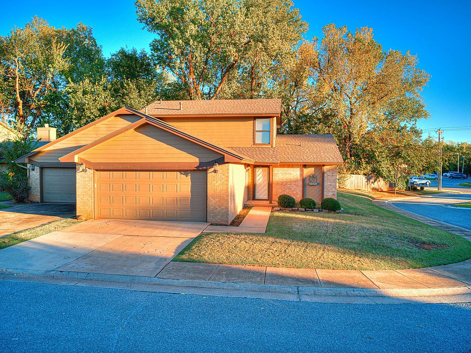 1st image of 206 Woodbridge Cir