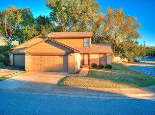 206 Woodbridge Cir, Edmond, OK 73012