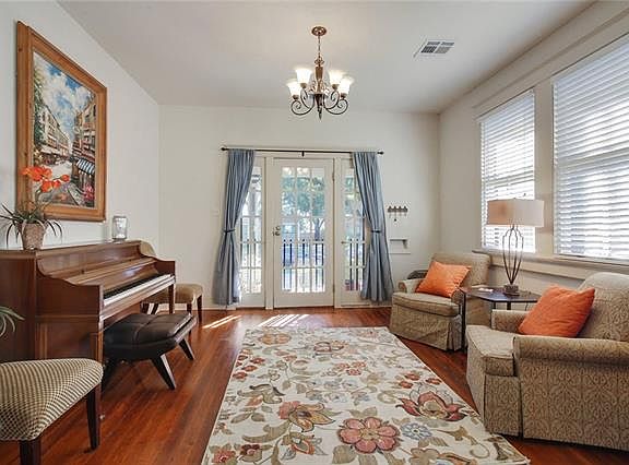 5th image of 5564 Rosemary Pl